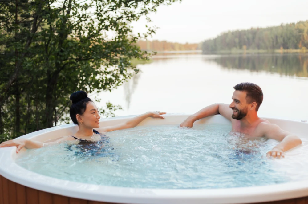 Hot tub spa